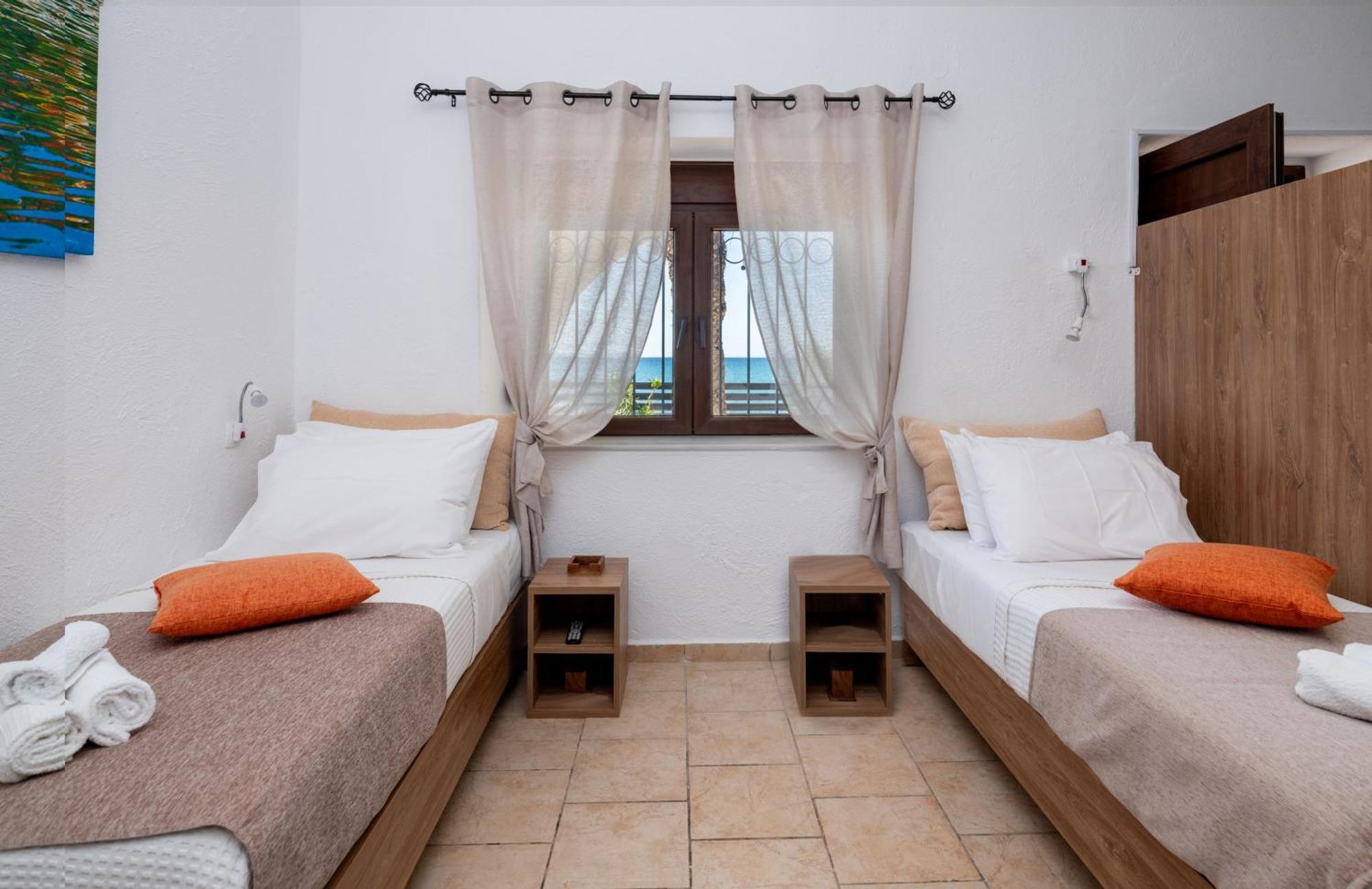 קרטוקמבוס Atalanti Seaside Junior Suites מראה חיצוני תמונה